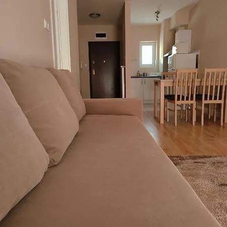 Victoria Garden Apartment